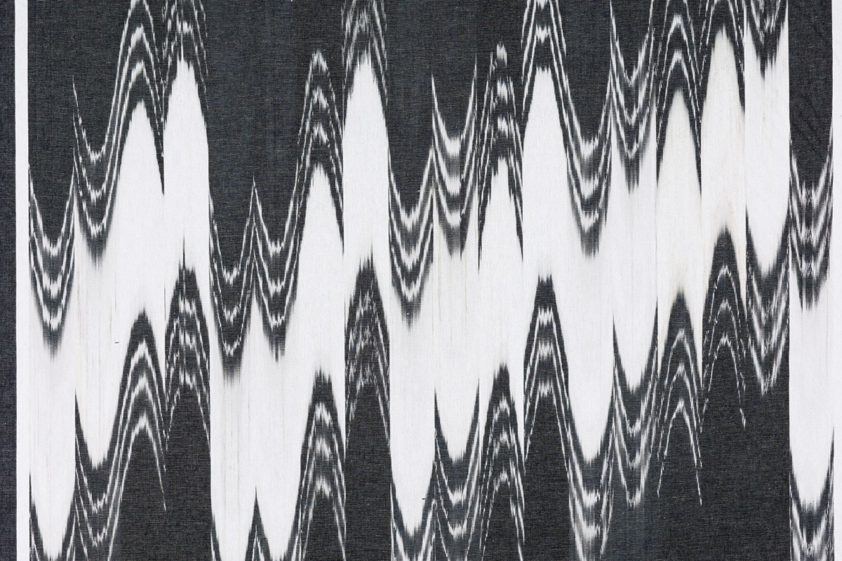 Teles ikat negre
