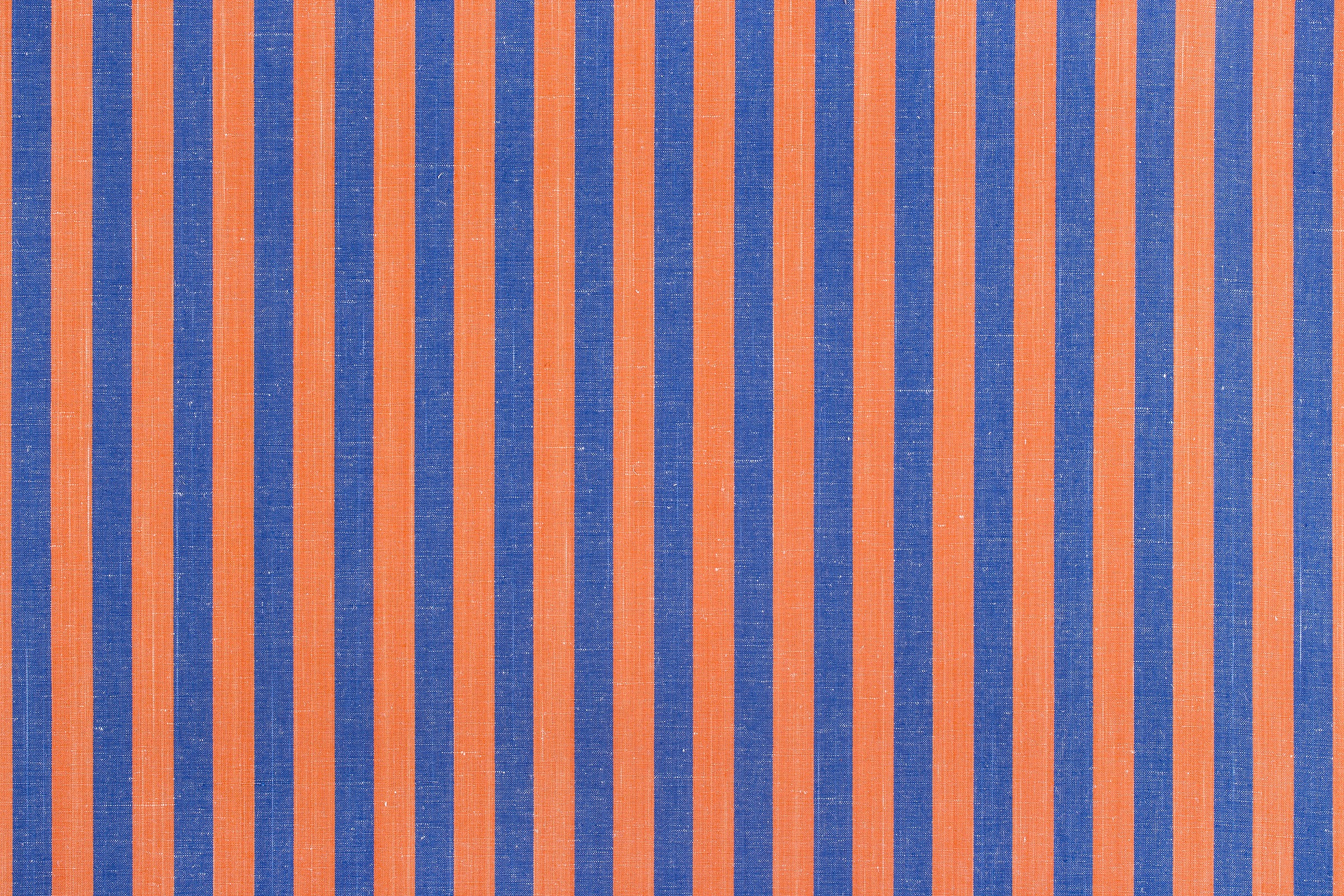Tela mallorquina modelo 106 en azul y naranja de Teixits Vicens