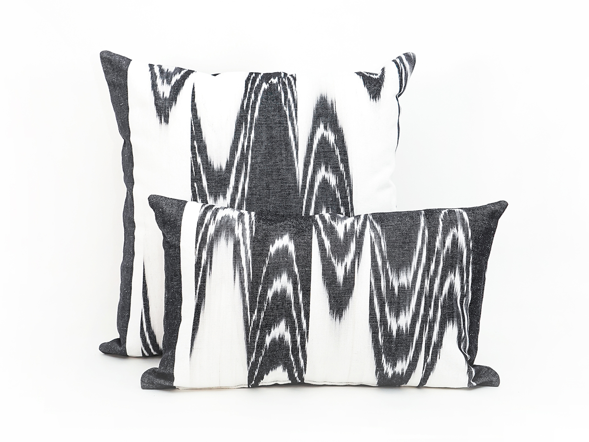 Ikat kissen 124 Schwarz - Image 2