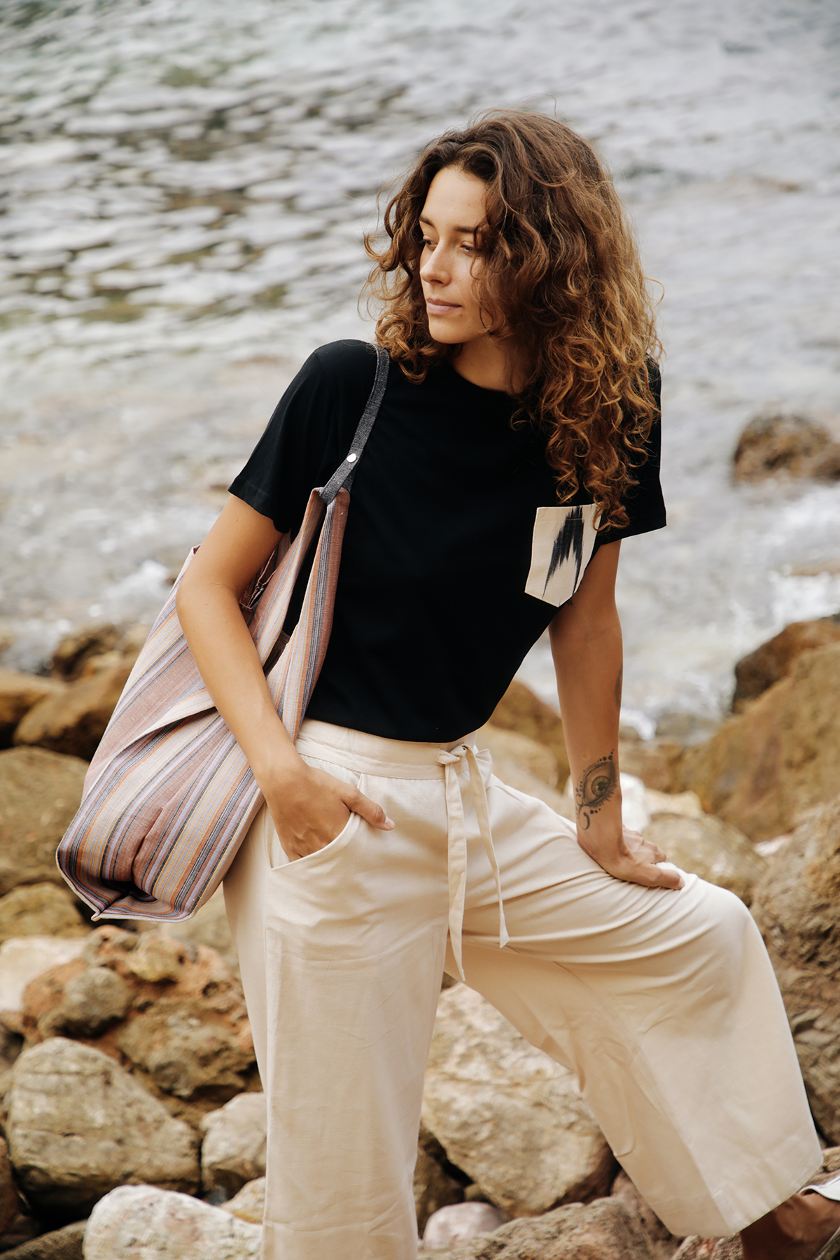 Bossa shopper tela ikat 237 Marró - Imatge 3