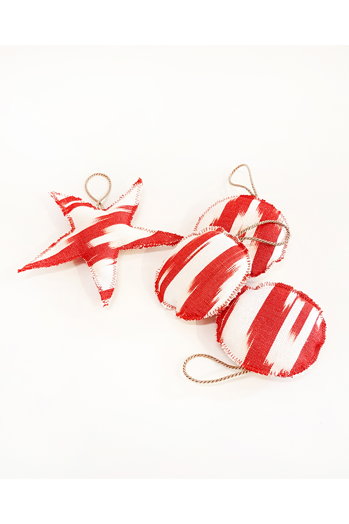 Decorative garlands